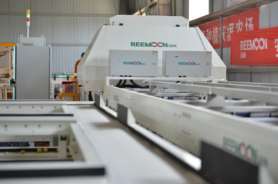 小船供應(yīng)鏈入駐大荔城投集團標準化廠房