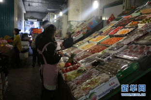 盧布貶值沖擊遠(yuǎn)東華商 鞋帽零售生意受挫，回家還是觀望成艱難抉擇